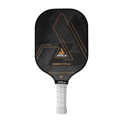 Schwarzer Pickleball-Schläger mit orangefarbenem JOOLA-Logo und Schriftzug Essentials, weißes Griffband, weißer Hintergrund