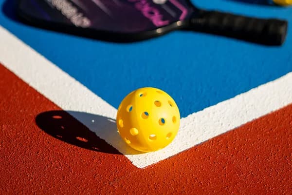 Die besten Pickleball Bälle im Vergleich
